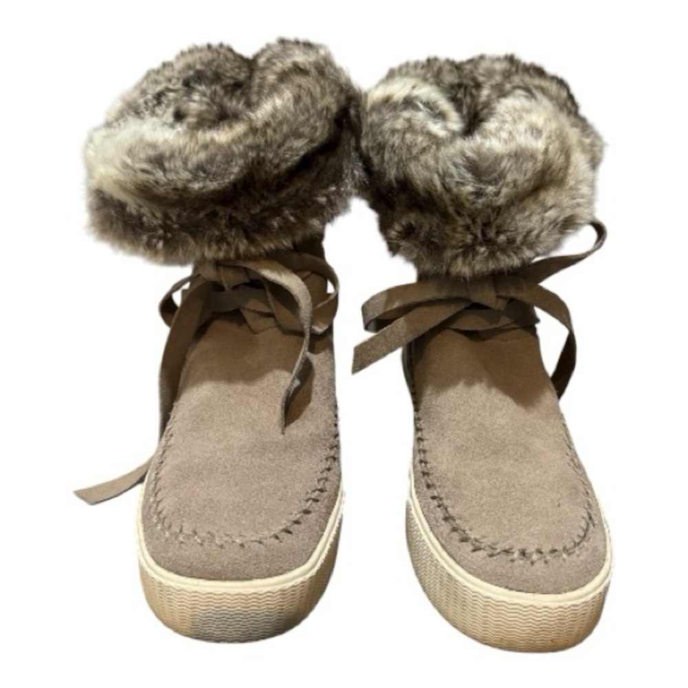 TOMS Vista Desert Suede Women’s Size 7 Faux Fur Lined Taupe Boots Moccasin Cozy